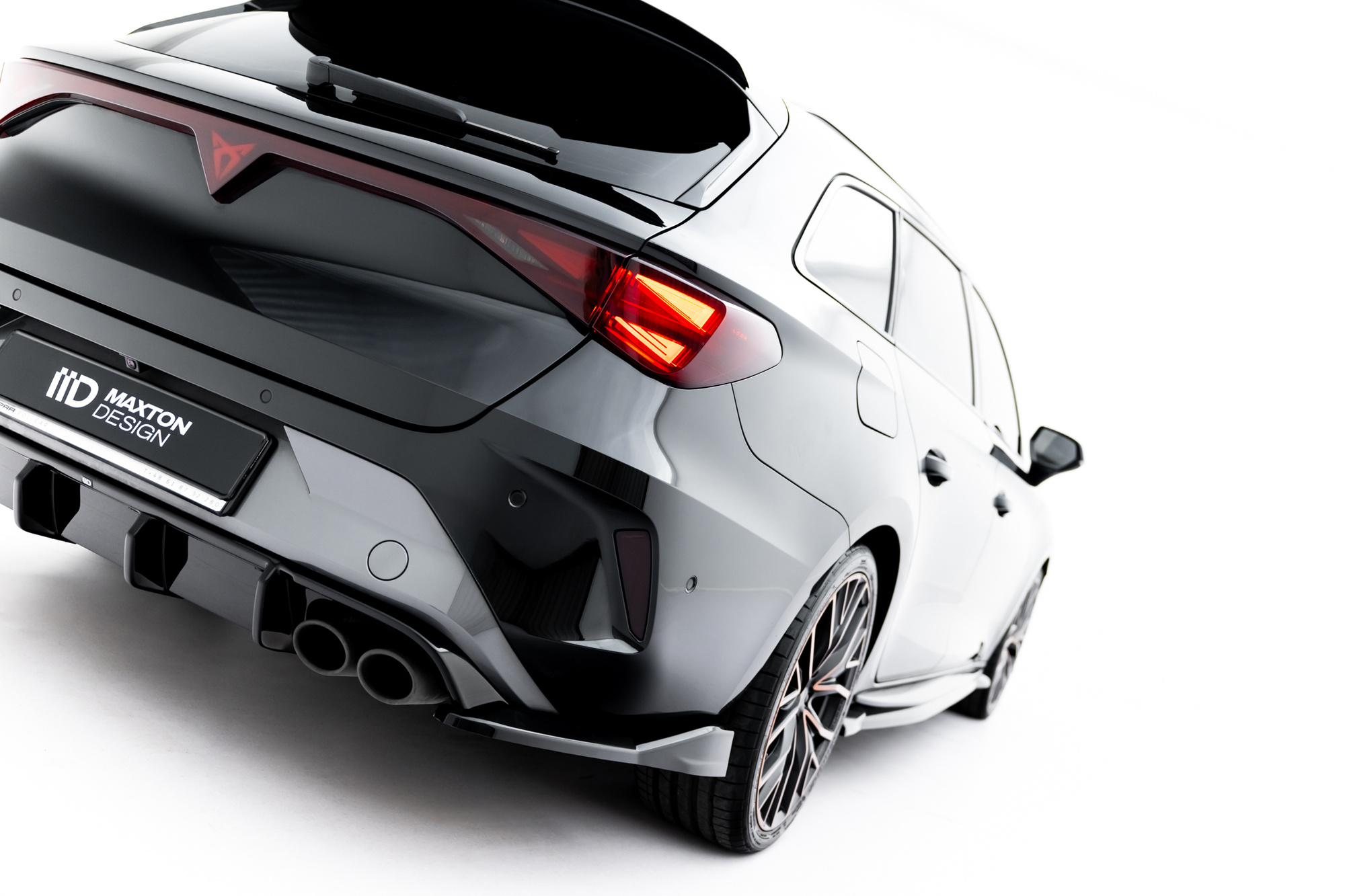 Zijdiffusers Cupra Leon ST Mk1 Facelift V.6