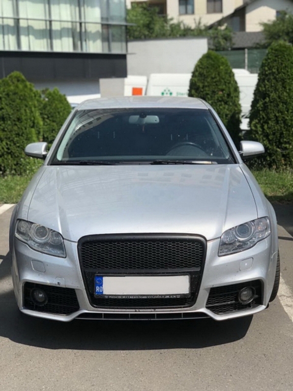 Audi A4 B7 04-08 RS4 Look bumper