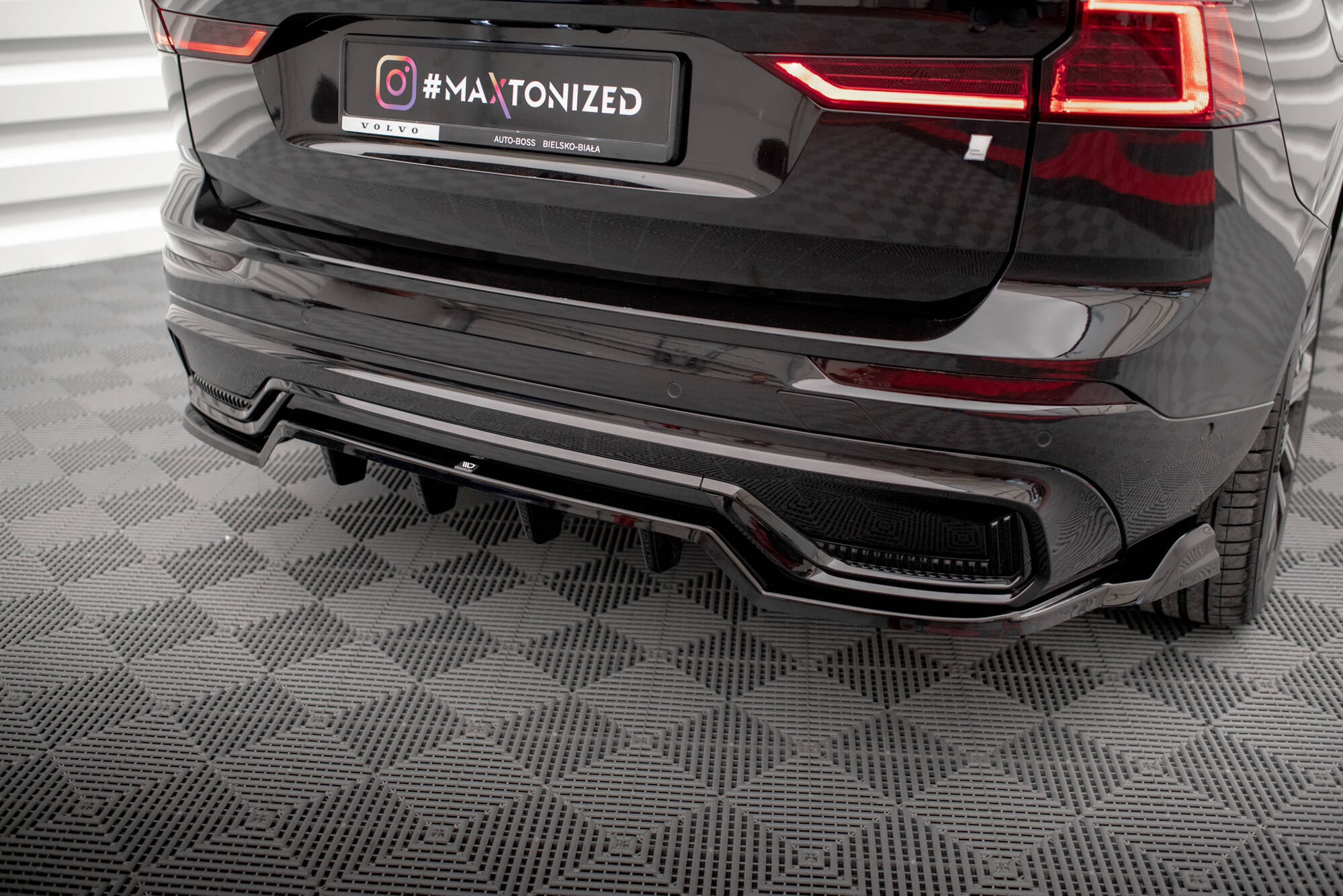 Bodykit – Volvo XC60 R-Design Mk2 Facelift (2021–heden)
