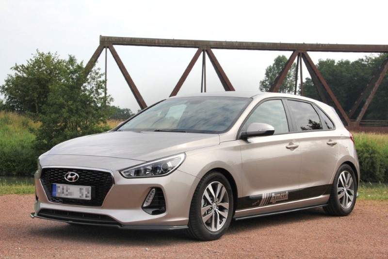 Voorspoiler Hyundai i30 MK3 Hatchback V.1 Glanzend Zwart