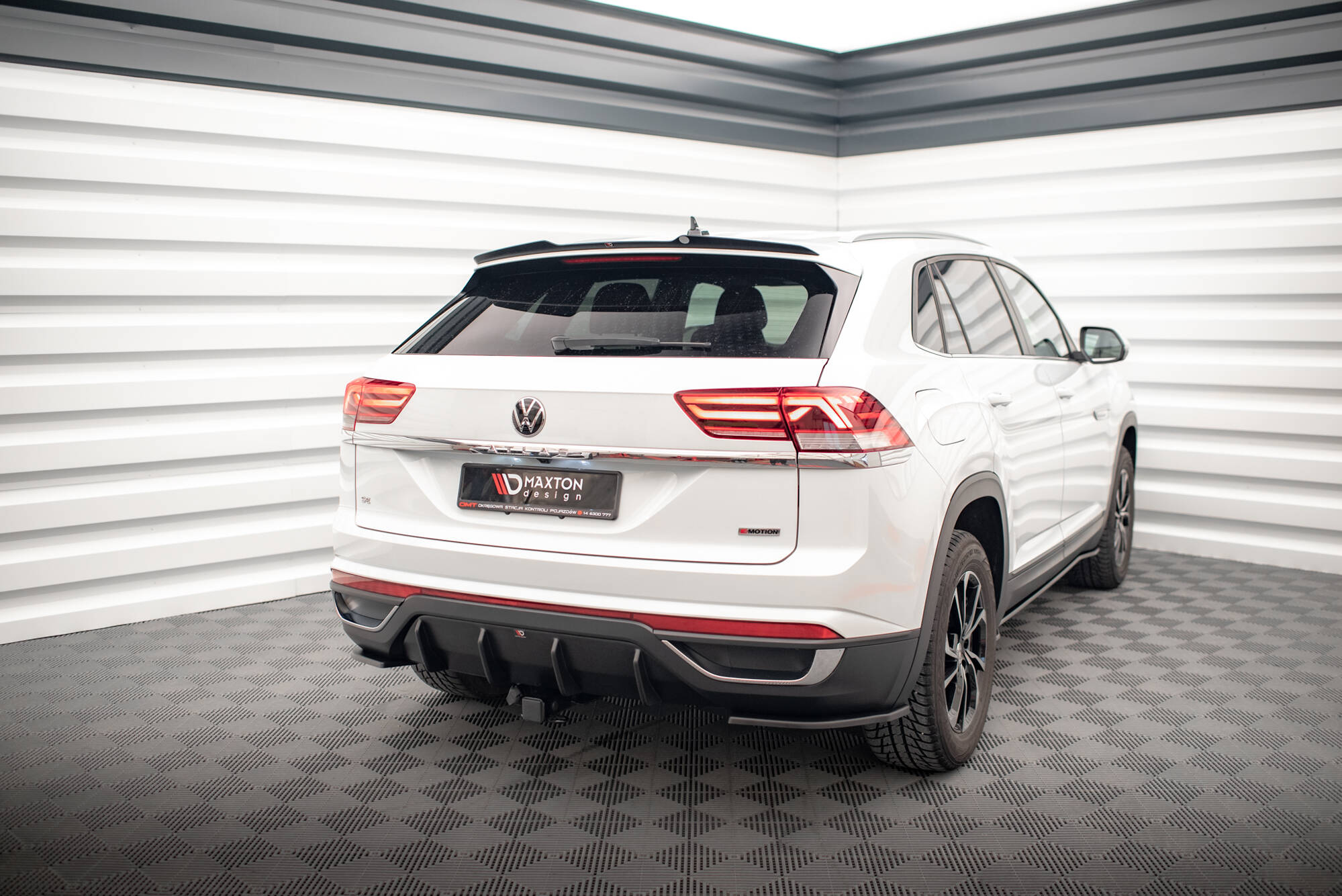 Bodykit Volkswagen Atlas Cross Sport Maxton Glanzend zwart