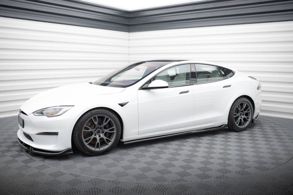 Zijskirts diffusors Tesla Model S Plaid Gloss-Black V1