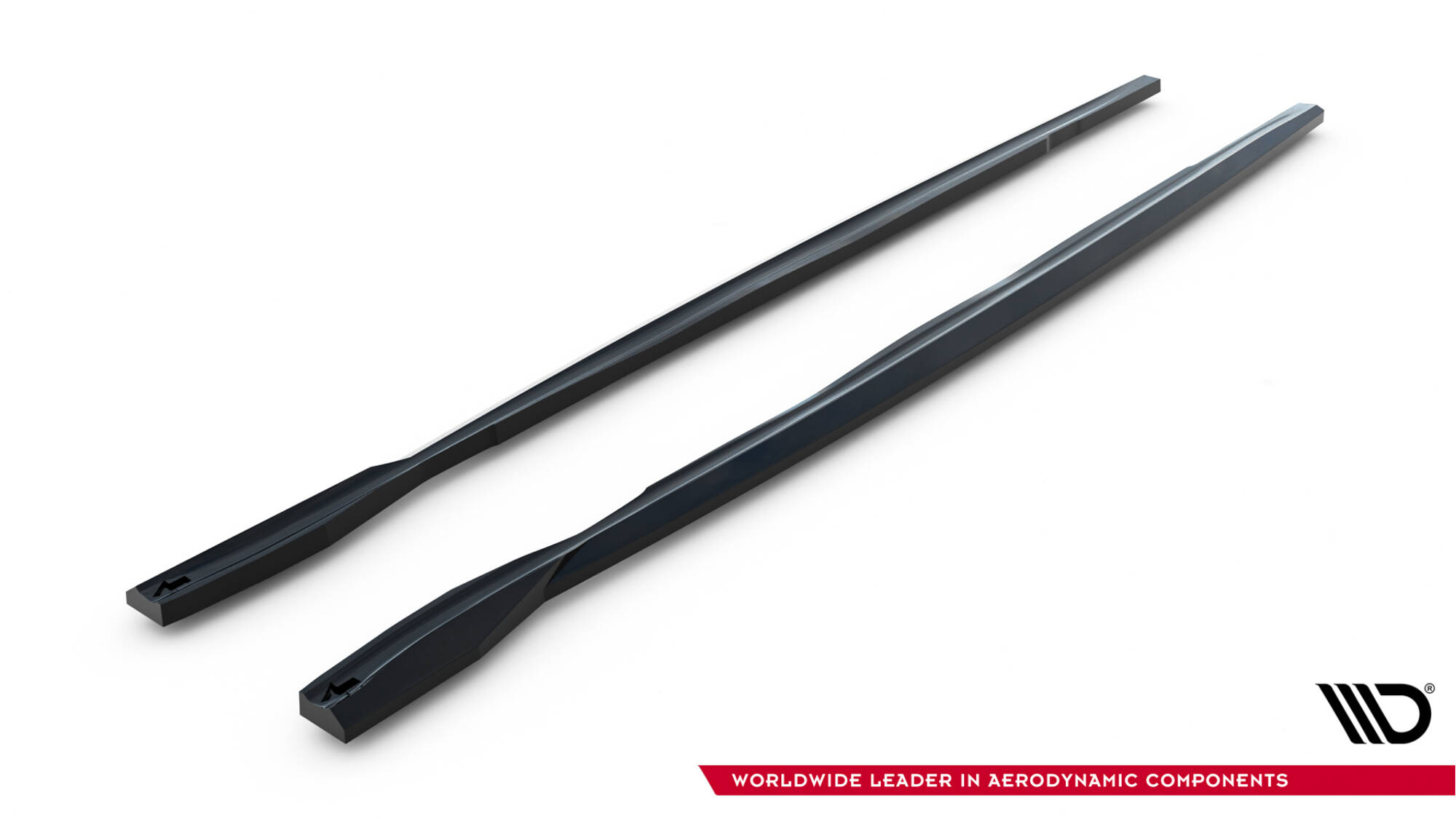 Zijskirts BMW 1 M Coupe E82 Maxton Glanzend zwart