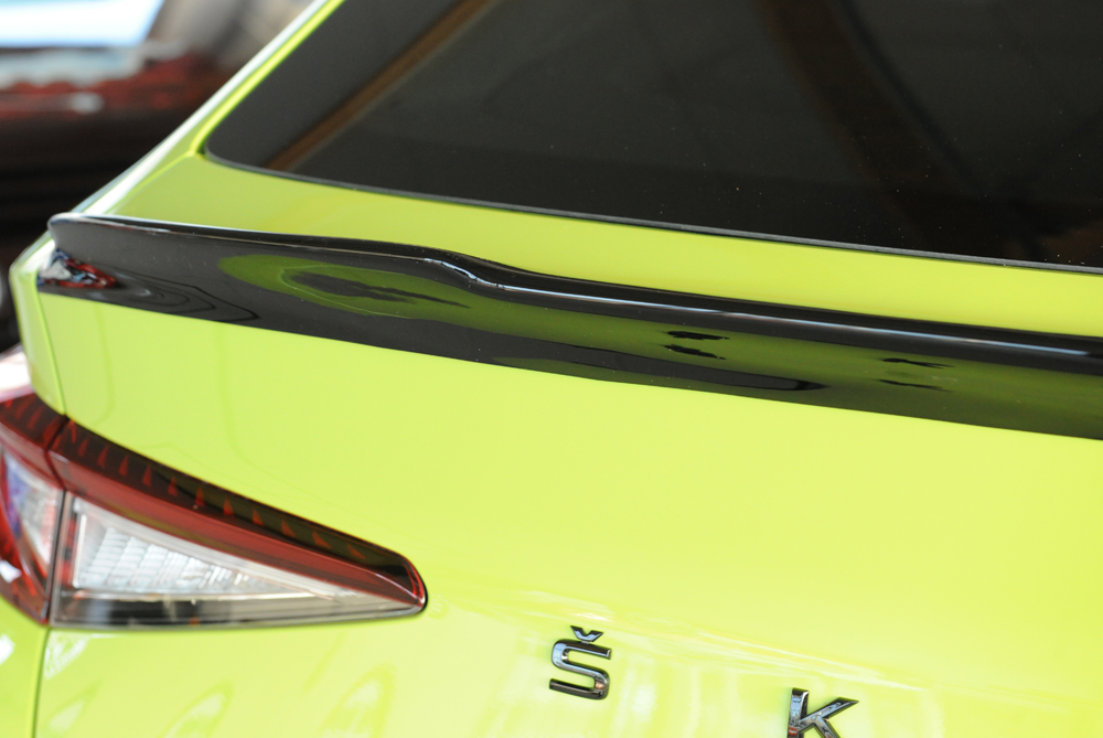 Achterspoiler Skoda Enyaq iV (NY): 10.20-01.2025  Glans zwart