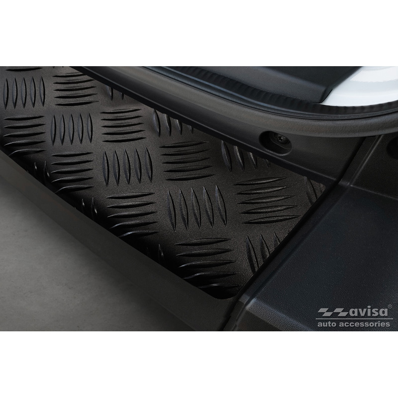 Matzwart Aluminium Achterbumperprotector  Volkswagen Crafter & MAN TGE 2017- 'Riffled Plate'