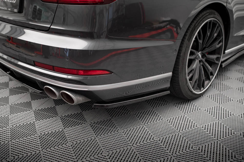 Zijdiffusers V.1 Audi S8 D5 Maxton Glans Zwart