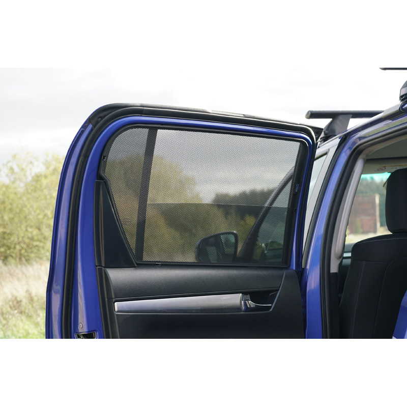 Set Car Shades  Toyota Hilux VIII Twin Cab 2015- (4-delig)