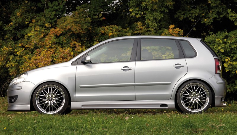 Zijskirts VW Polo 9N Rieger met uitsnede