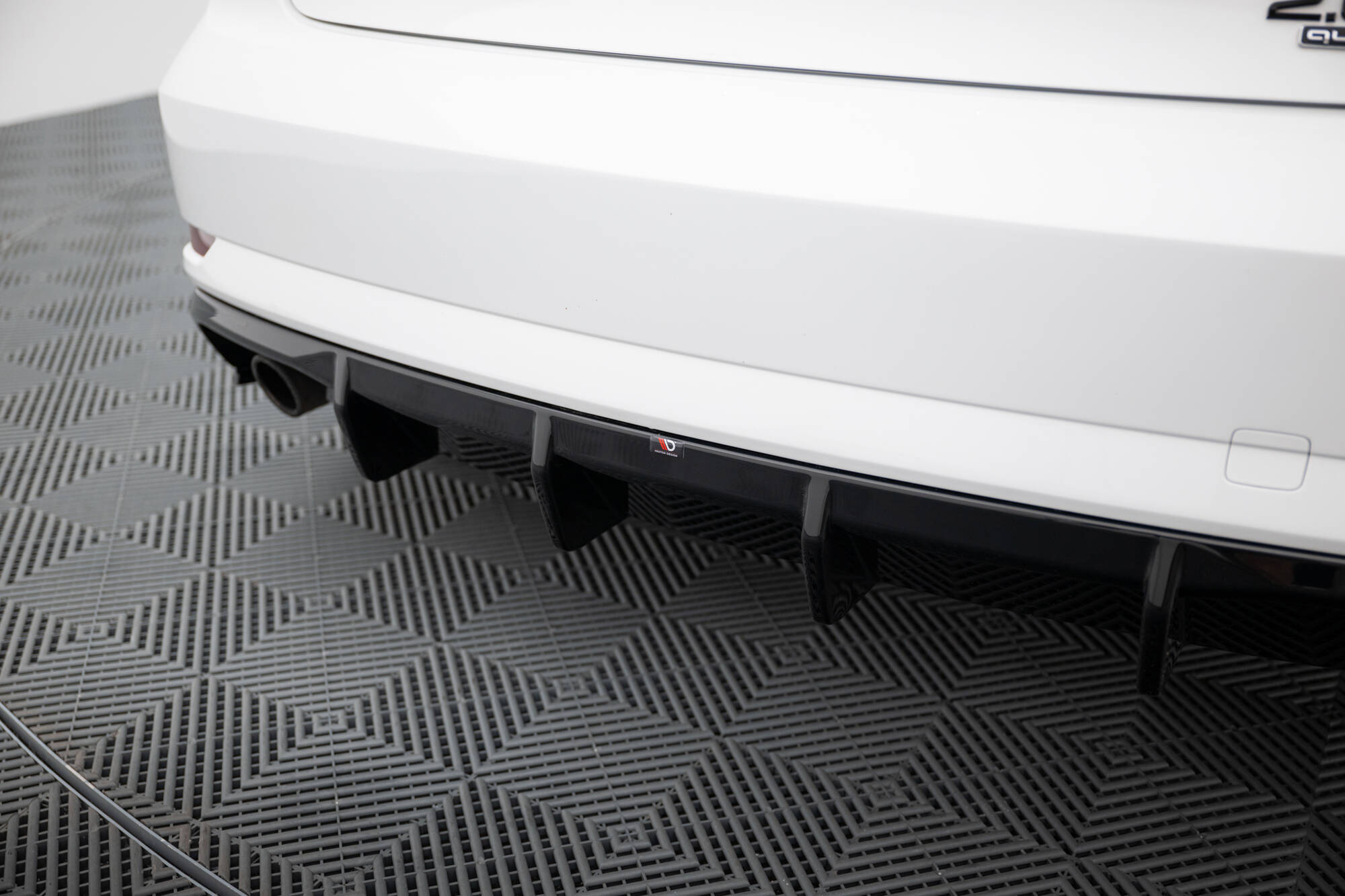 Achter Diffuser passend voor Audi A3 Sedan 8V Facelift Maxton Glanzend zwart