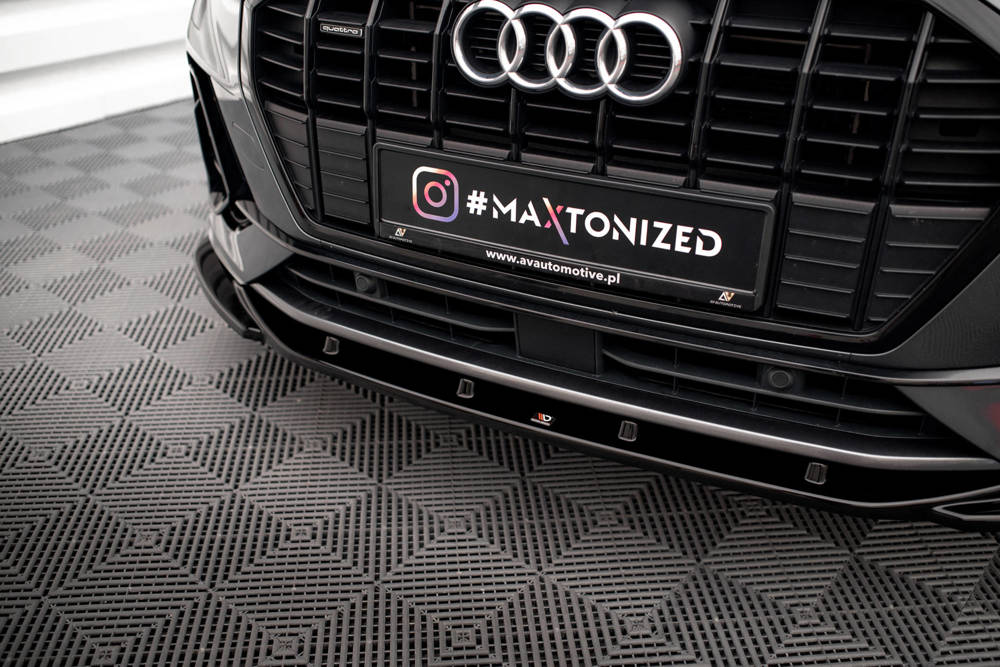 Voorspoiler V.1 Audi Q3 S-Line F3 Maxton Glans Zwart