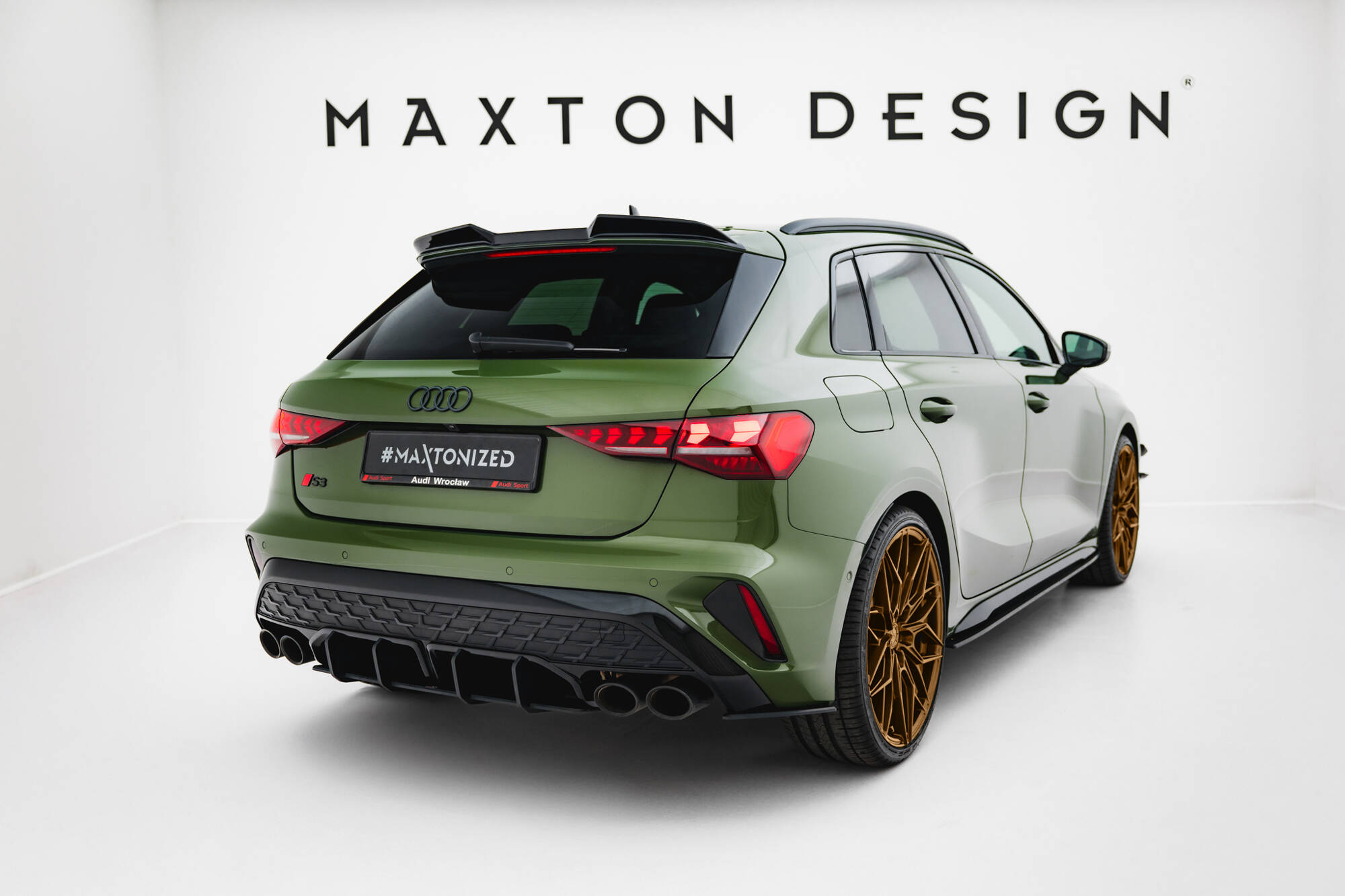 Street Pro Achterzij Spoilers Audi S3 / A3 S-line 8Y Facelift Maxton Glanzend zwart