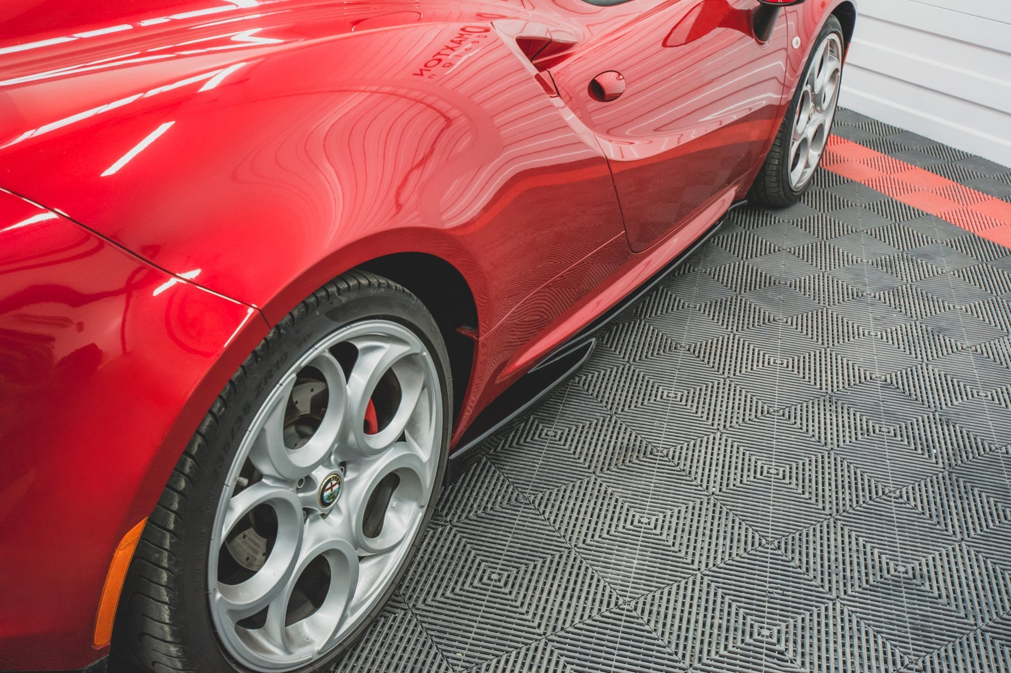 Zijskirts Alfa Romeo 4C Maxton Glans Zwart Kopiëren