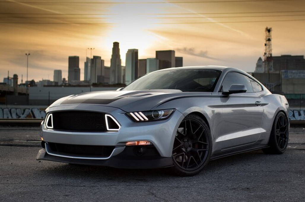 Grill Ford Mustang Mk6 15-17 LED DRL
