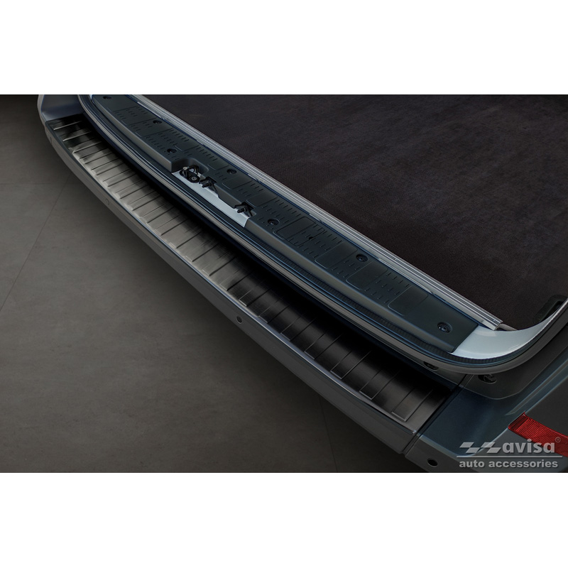 Zwart RVS Achterbumperprotector  Volkswagen Crafter & MAN TGE 2017- 'Ribs' ('XL'-version)
