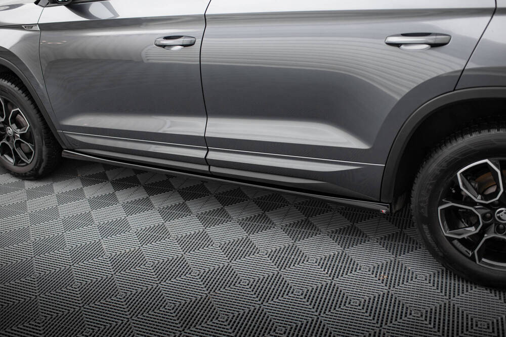 Zijskirts Skoda Kodiaq Mk1 Facelift Sportline Maxton Design glans zwart