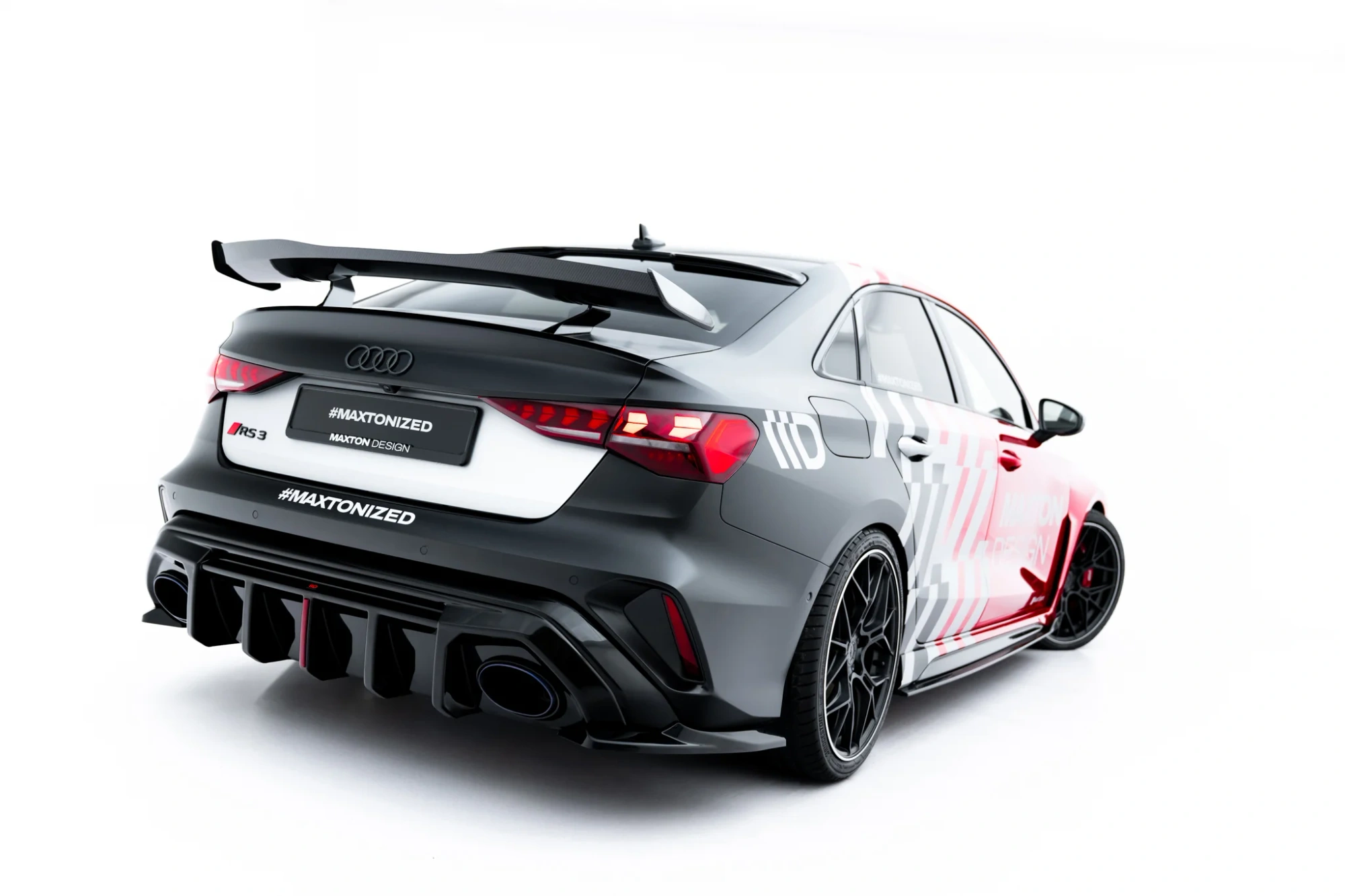 Zij-Diffuser Audi RS3 Sedan 8Y Facelift Maxton Glans Zwart V.1