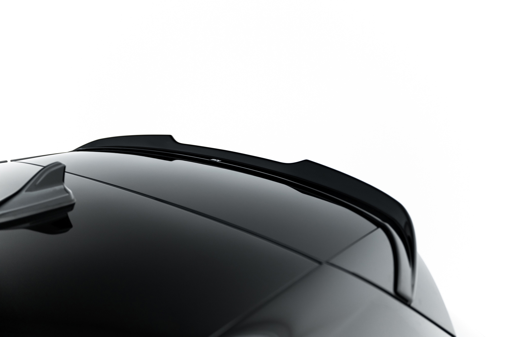 Spoiler V.2 Volkswagen Golf 8 Maxton Glans Zwart