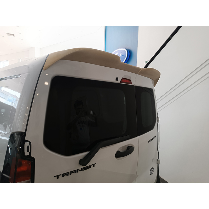 Dakspoiler  Ford Transit Courier (B460) 2023- (met 2 achterdeuren) (PU)