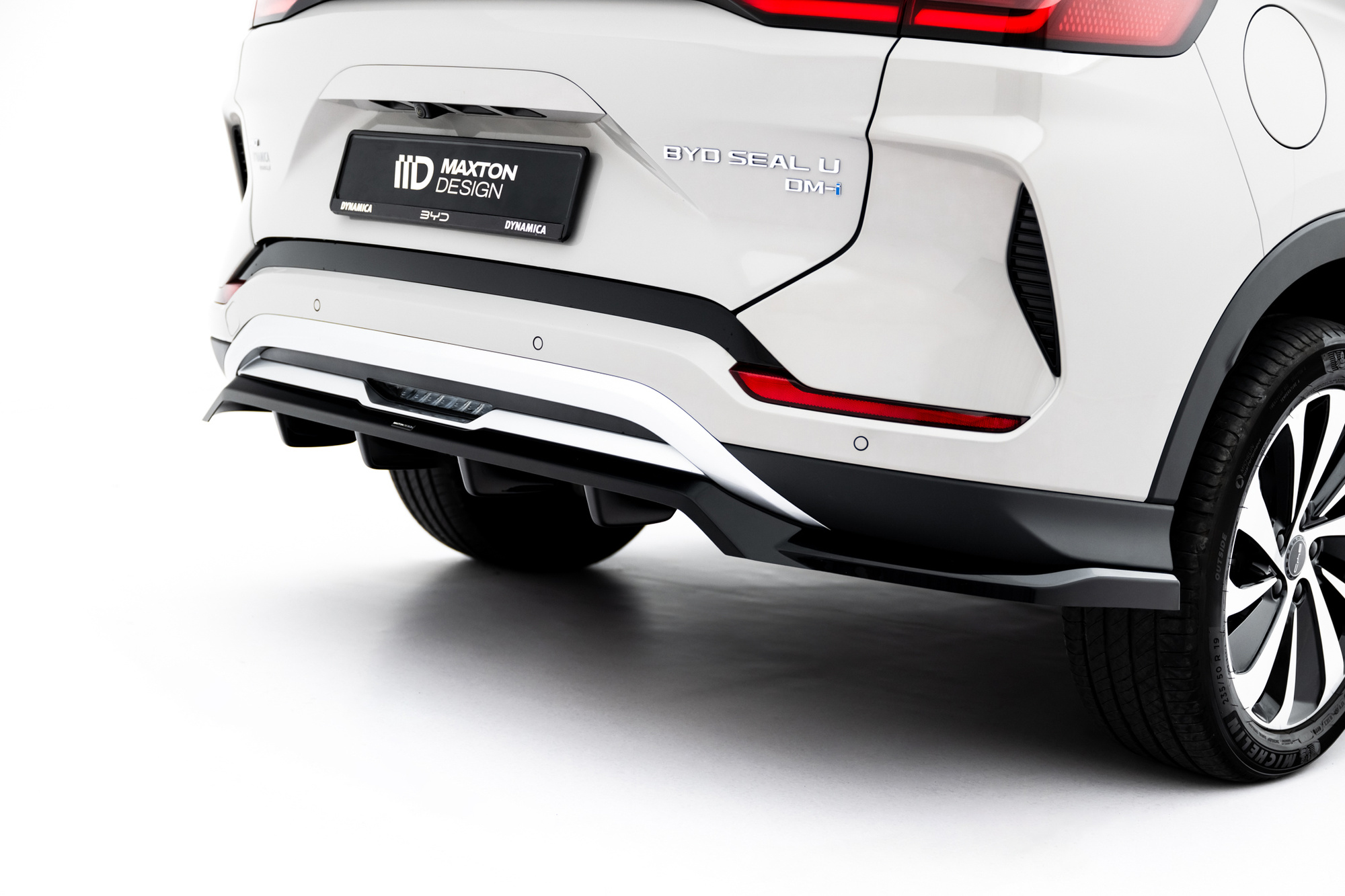 Achterdiffuser (with vertical bars) BYD Seal U Mk1 – Maxton Design