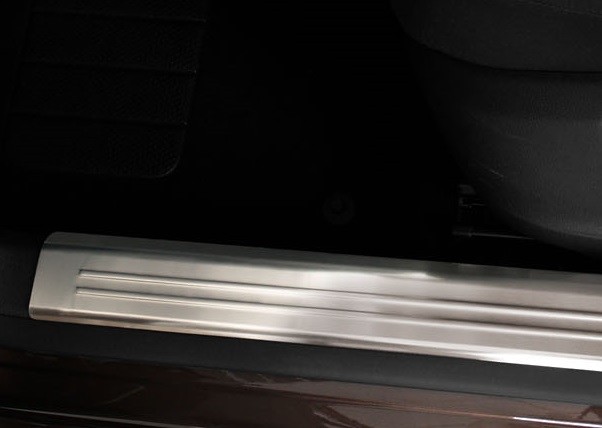 Instaplijsten VW PASSATA B7 /B6 Inner Staal door sills /relief t