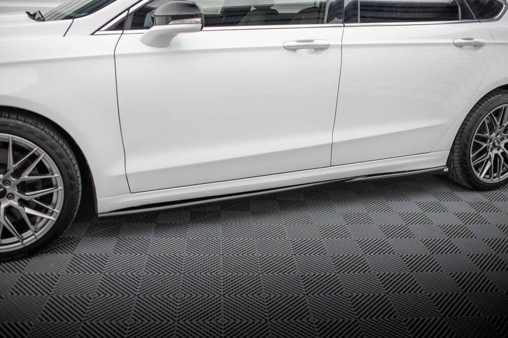 Zijskirts Ford Mondeo Sport Facelift Maxton Glans Zwart