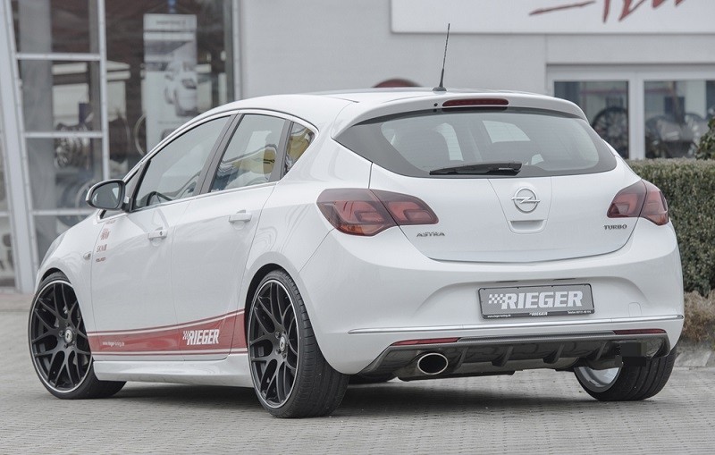 Achteraanzet Carbon-look Rieger Opel Astra J 5-deurs