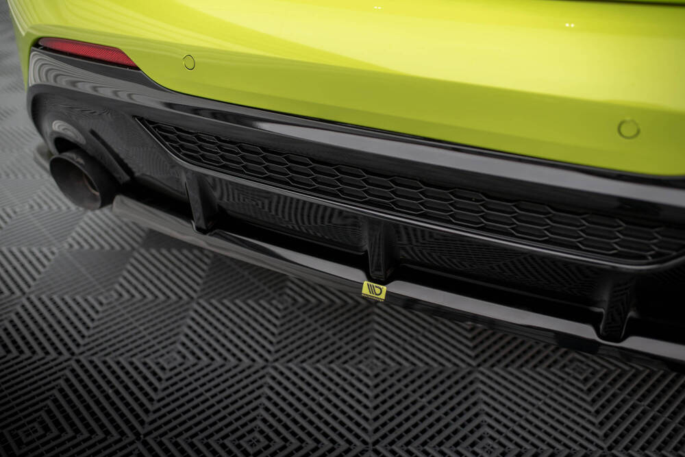 Diffuser V.1 BMW M135i F40 Maxton Glans Zwart