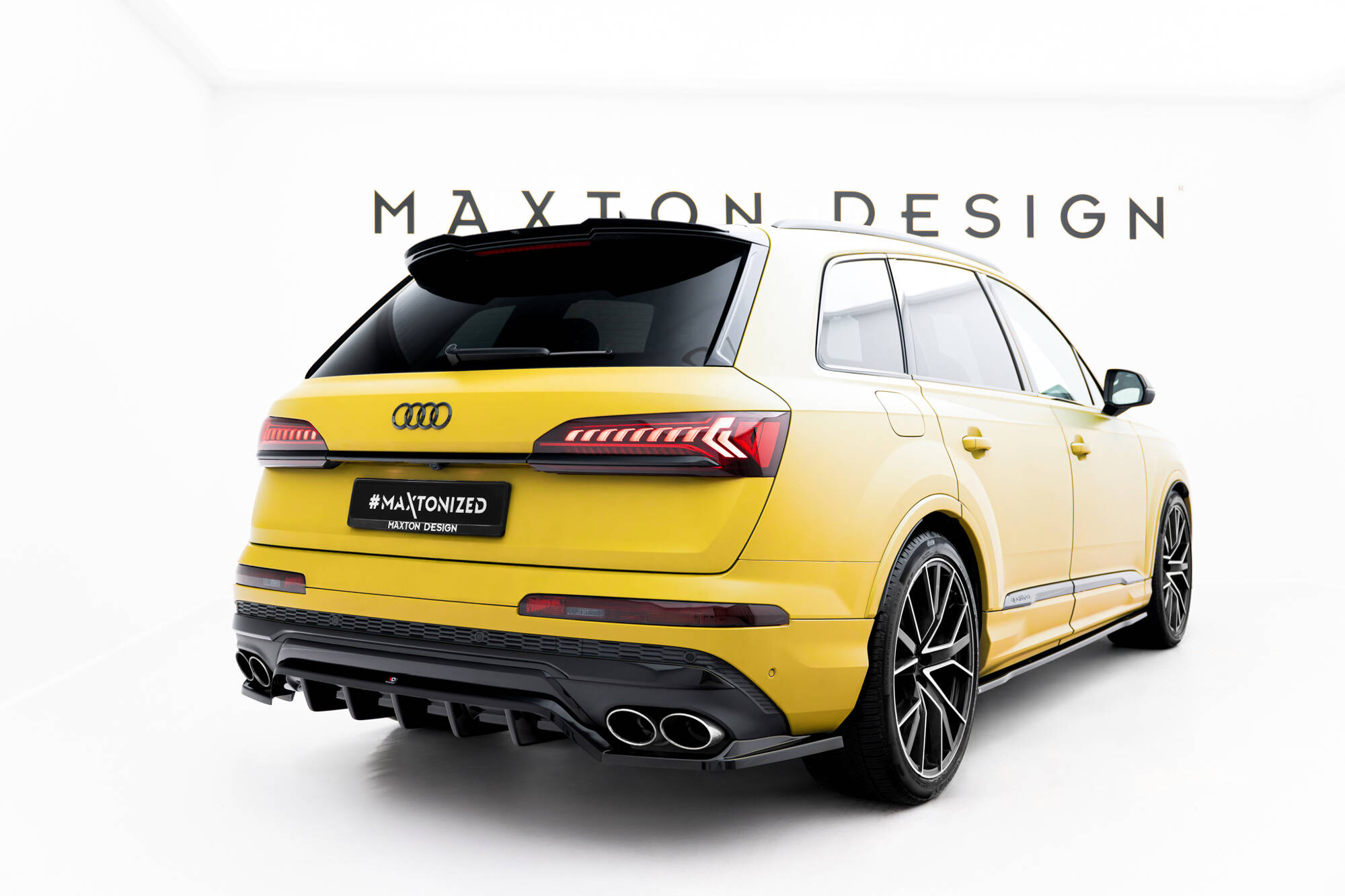 Bodykit Audi SQ7 MK2 (4M) Facelift Maxton V2 Glanzend zwart