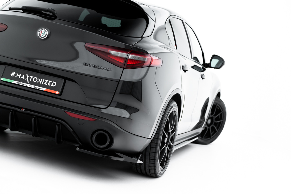 Achterzij Splitters Alfa Romeo Stelvio Mk1 V.2 Maxton Glans Zwart