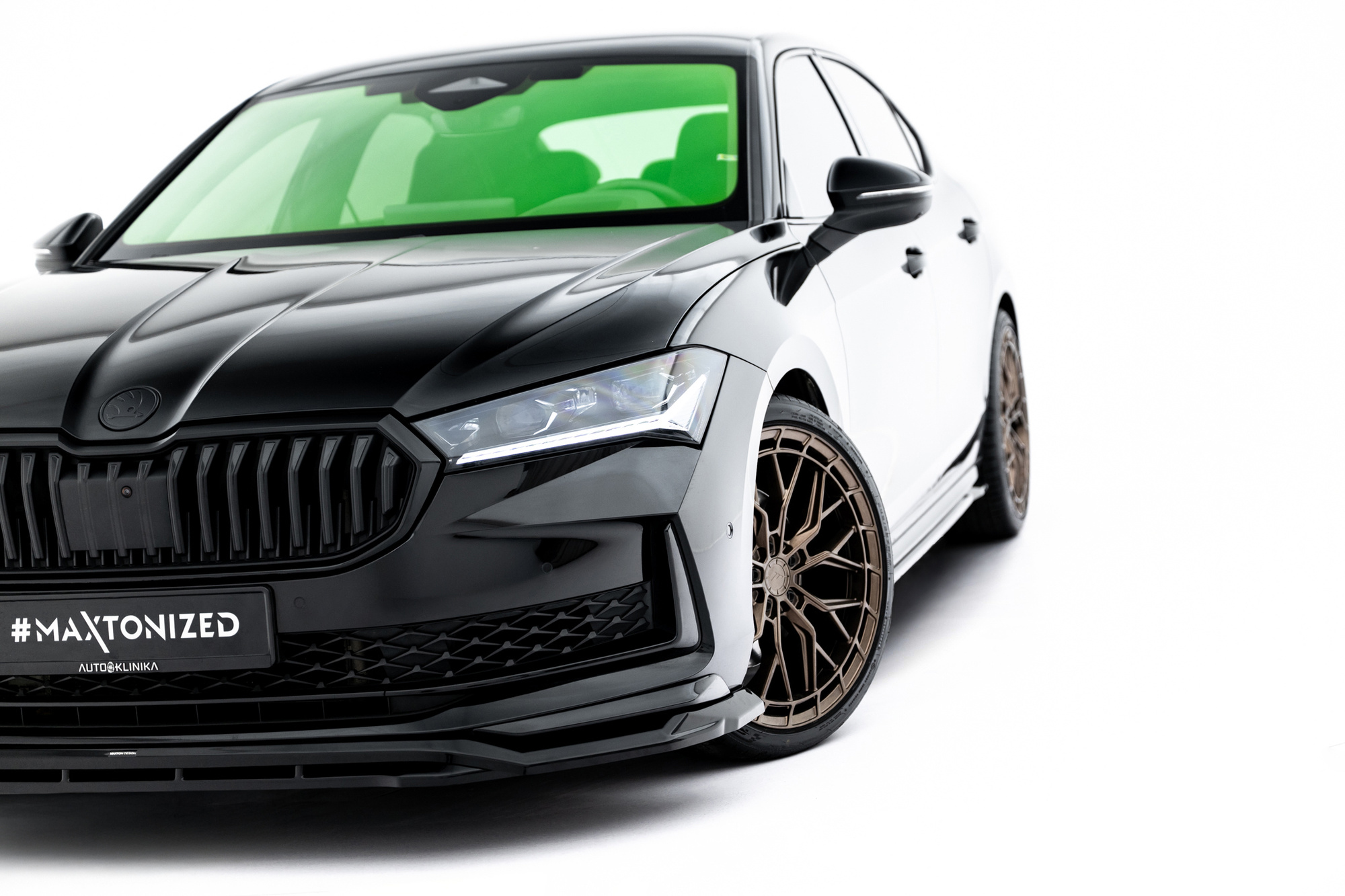 Voorspoiler Skoda Superb Sportline Mk4 V.1 – Skoda Superb Sportline 2024