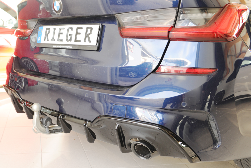 Diffuser BMW 3 Serie G20 Rieger Glans Zwart met Trekhaak