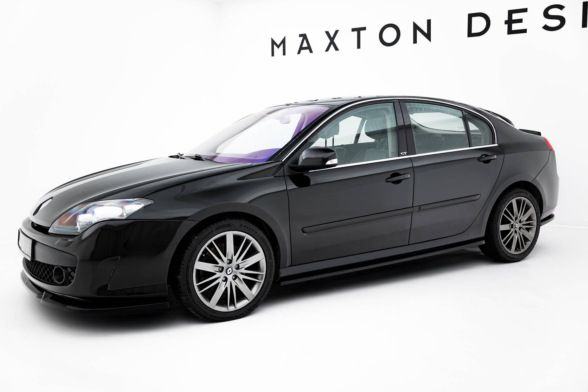 Zijskirts Renault Laguna Hatchback GT MK3 Maxton Glanzend zwart