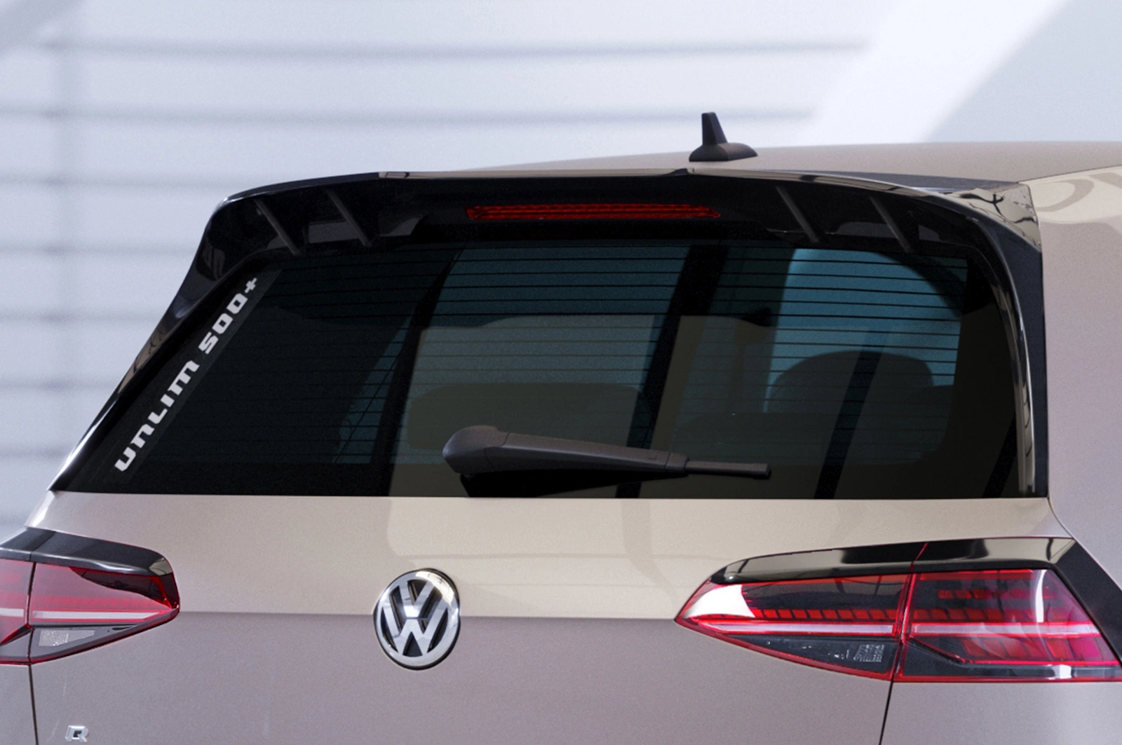 Achterspoiler VW Golf 7 (Typ AU) glans zwart – CSR Automotive