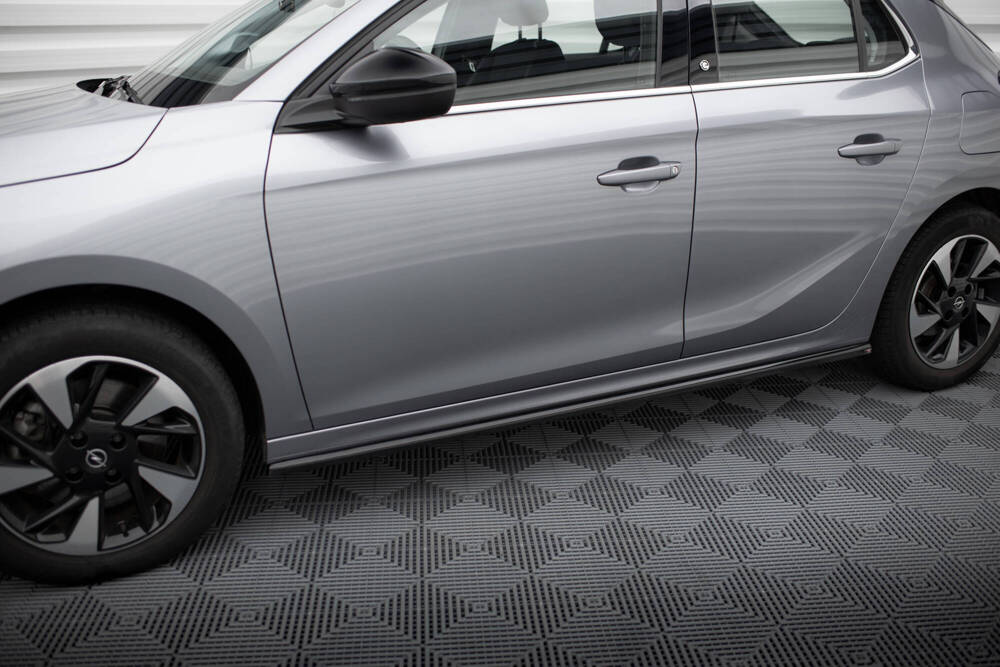 Zijskirts Opel Corsa F Maxton Glans Zwart