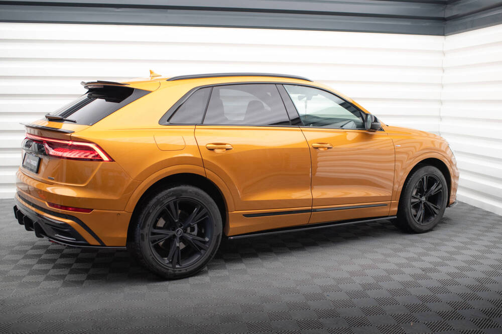 Zijskirts Audi Q8 S-Line / SQ8 Maxton Glans Zwart