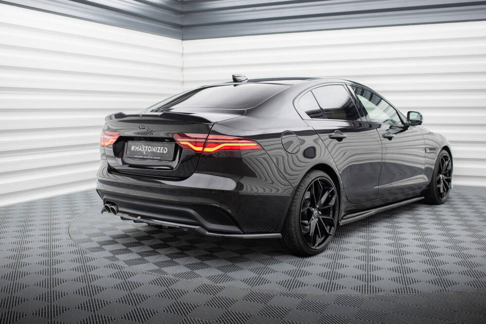 Spoiler Jaguar XE X760 FL Maxton Glans Zwart