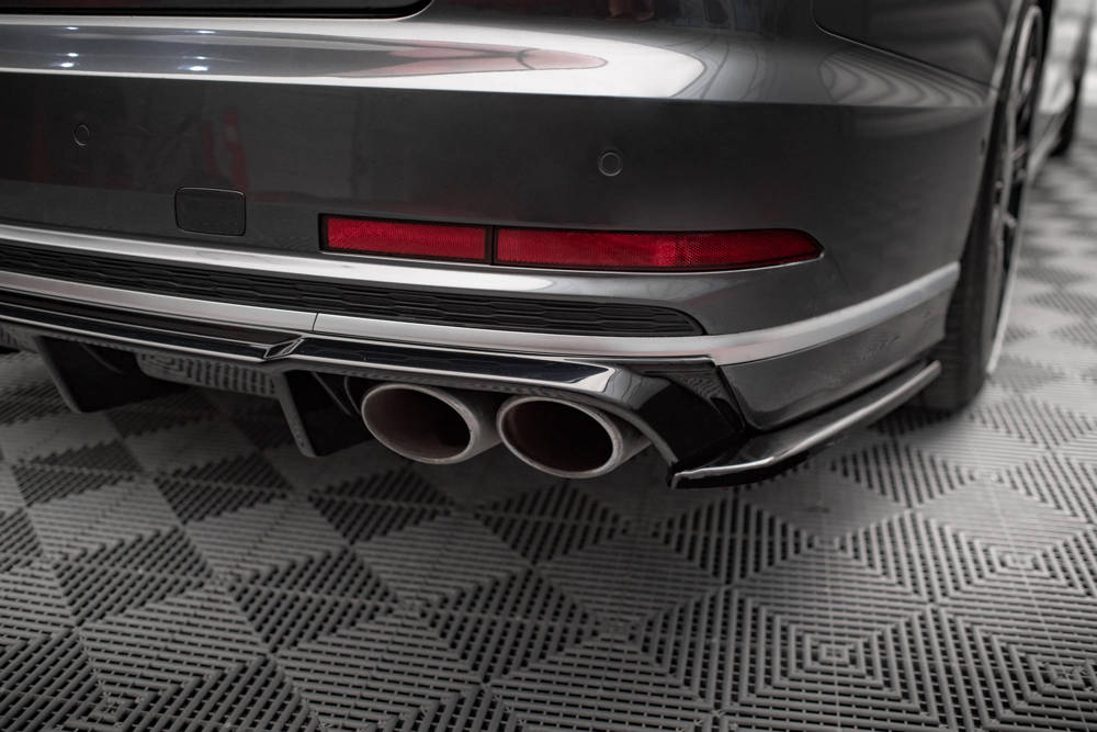 Zijdiffusers V.2 Audi S8 D5 Maxton Glans Zwart