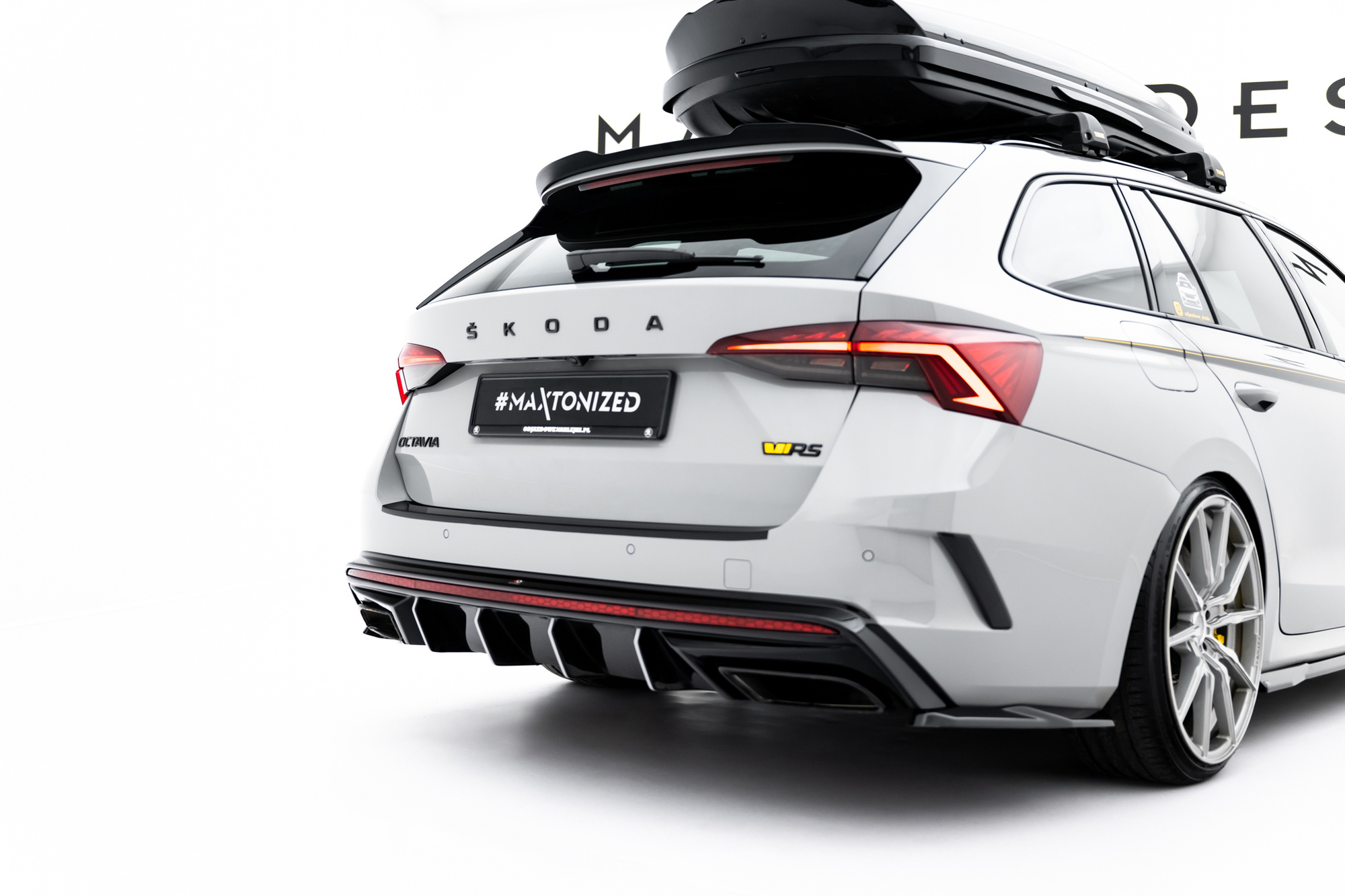 Bodykit V.1 Skoda Octavia RS Combi MK4 Maxton