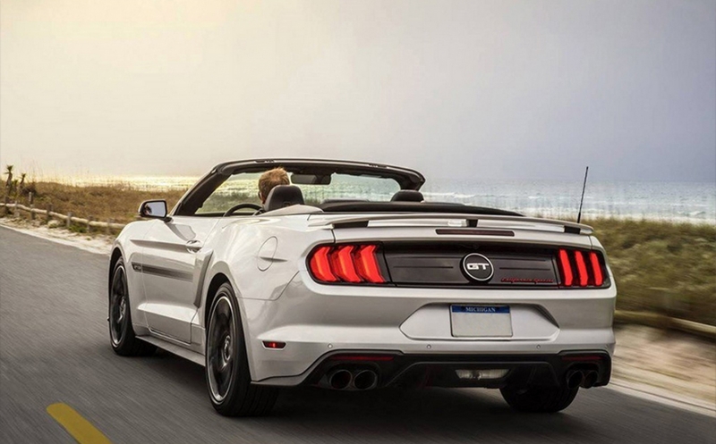 Full LED Taillights suitable for Ford Mustang VI S550 (2015-2019) Black with Dynamic Sequential Turning Lights