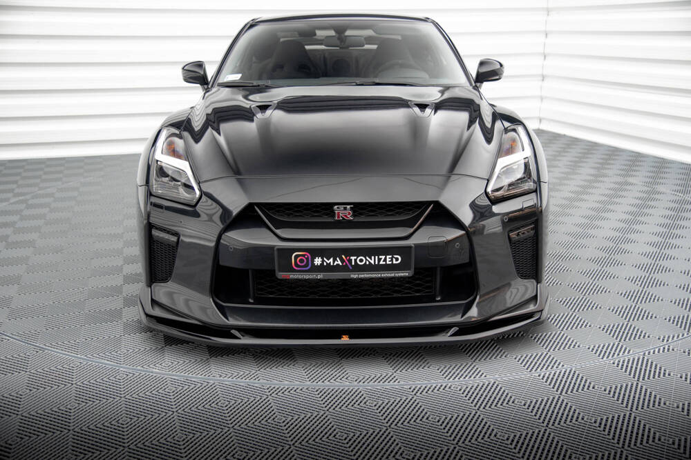 Voorspoiler V.1 Nissan GTR R35 17-22 Maxton Glans Zwart