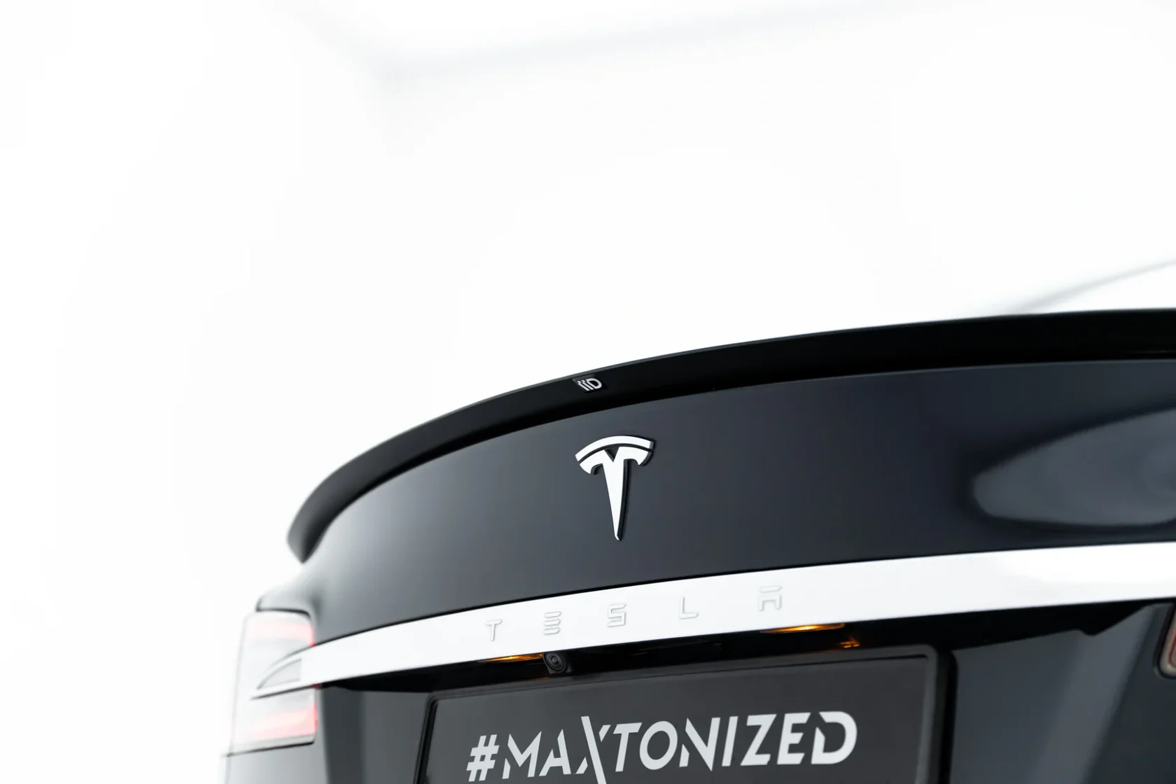 Spoiler Cap V.2 Tesla Model S Mk1 Maxton Glans Zwart
