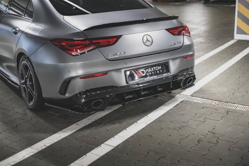 Achter zijskirts Mercedes CLA 35/45 AMG C118 Maxton Design glans zwart