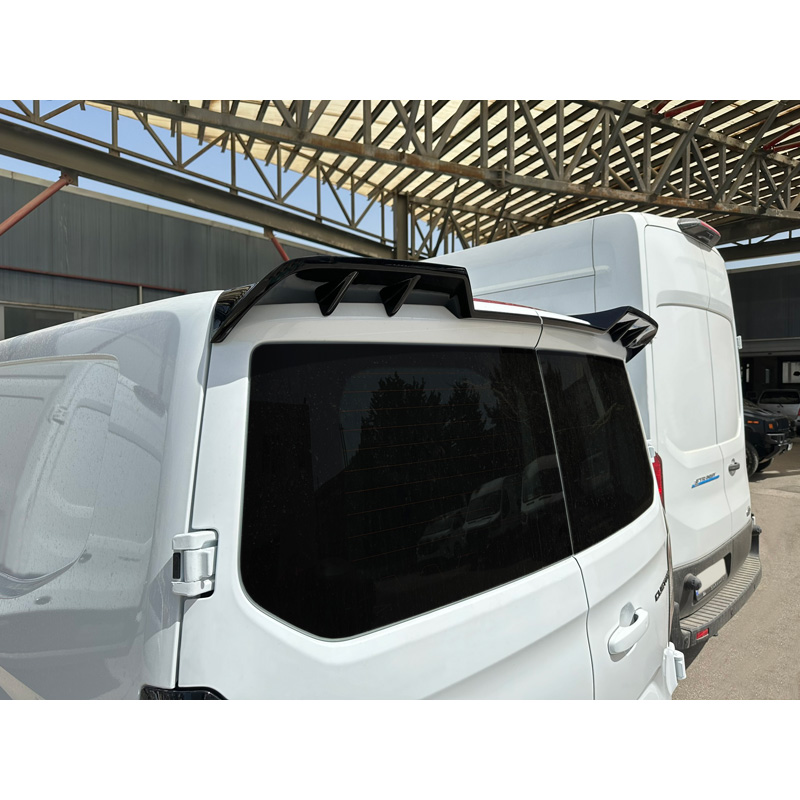 Dakspoiler V.2  Ford Transit Custom (V710) 2023- & Volkswagen Transporter T7 2024- (met 2 achterdeuren) (PU)
