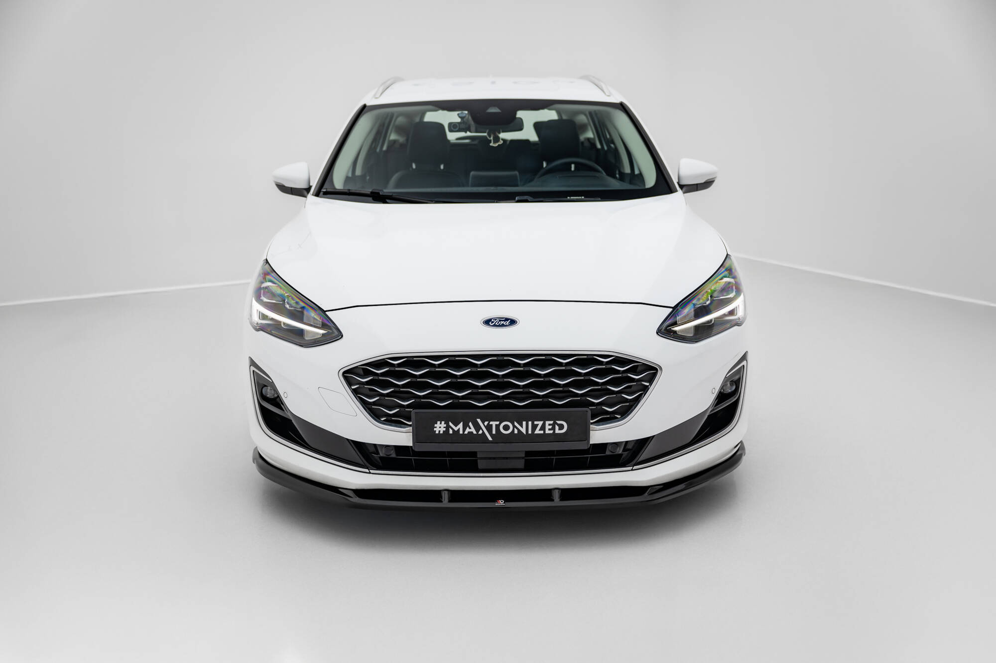 Voorspoiler V.1 Ford Focus Vignale MK4 Maxton Glanzend zwart