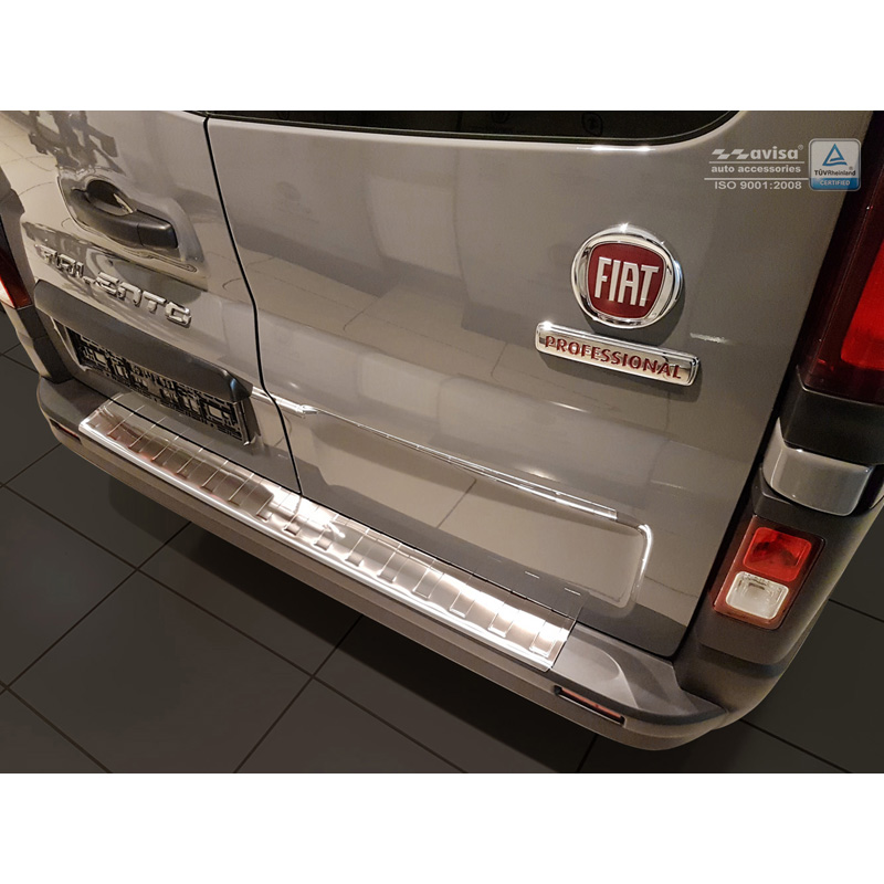 RVS Achterbumperprotector  Opel Vivaro 2014-2019 & Renault Trafic 2014-2019 & FL 2019- / Fiat Talento 2016- / Nissan NV300 2016-2019 & FL 2019-2021 & FL 2021- 'Ribs' (Lang 118cm)