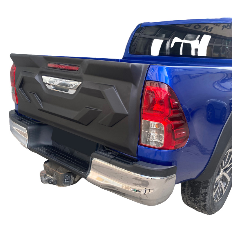 Achterklepcover  Toyota Hilux 8e Gen. 2015-2020 - Matzwart