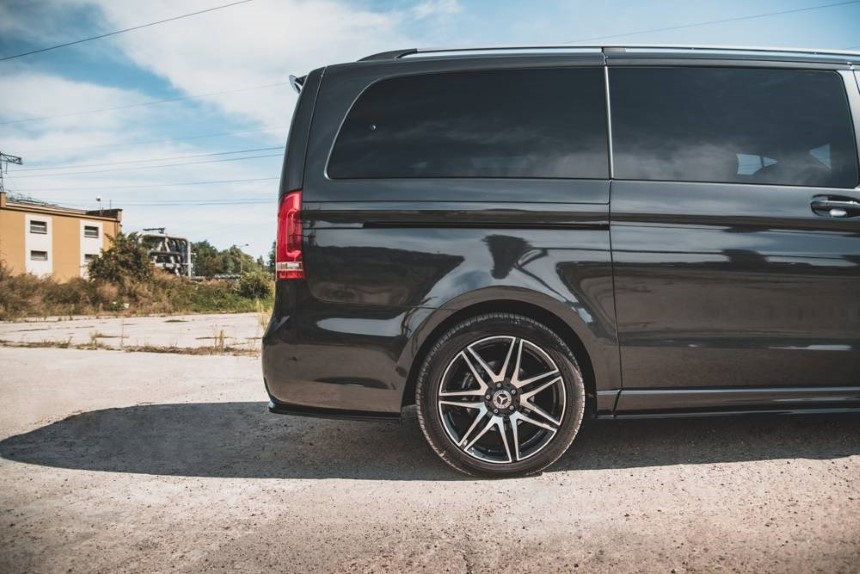 Achter zijskirts Mercedes V-Klasse W447 AMG-Line Maxton Design glans zwart v.1