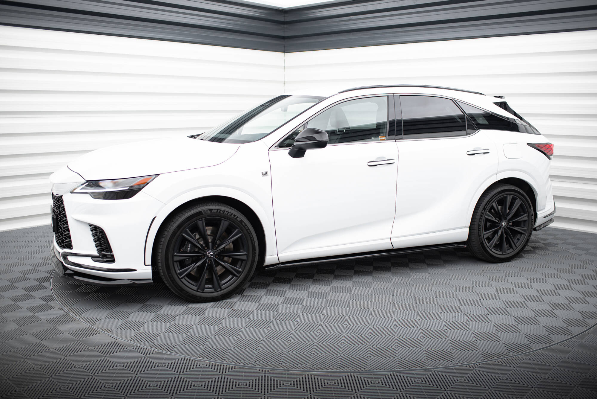 Bodykit Lexus RX F-Sport Mk5 (2022–heden)
