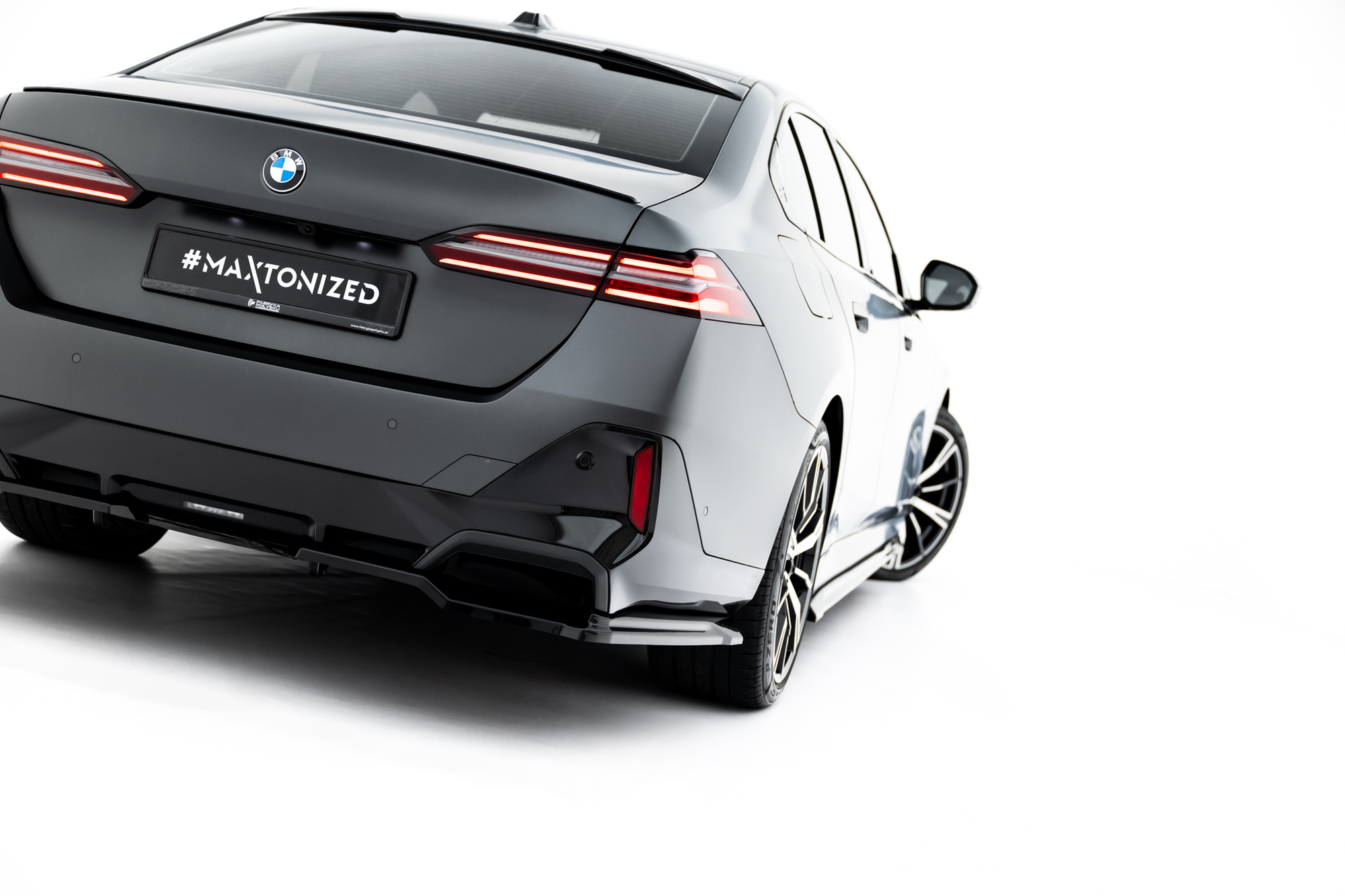 Achterdiffuser BMW 5 / i5 M-Pack Sedan / Touring G60 / G61 V.1