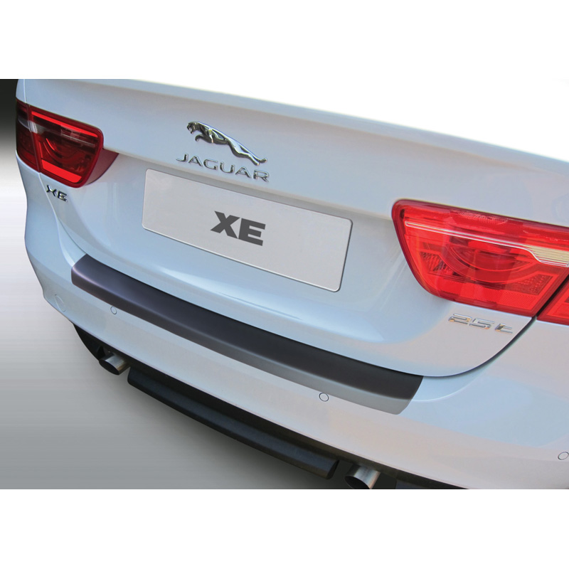 ABS Achterbumper beschermlijst  Jaguar XE 2015-2018 Zwart